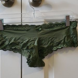 NWT Victoria's Secret Cheeky Panties
